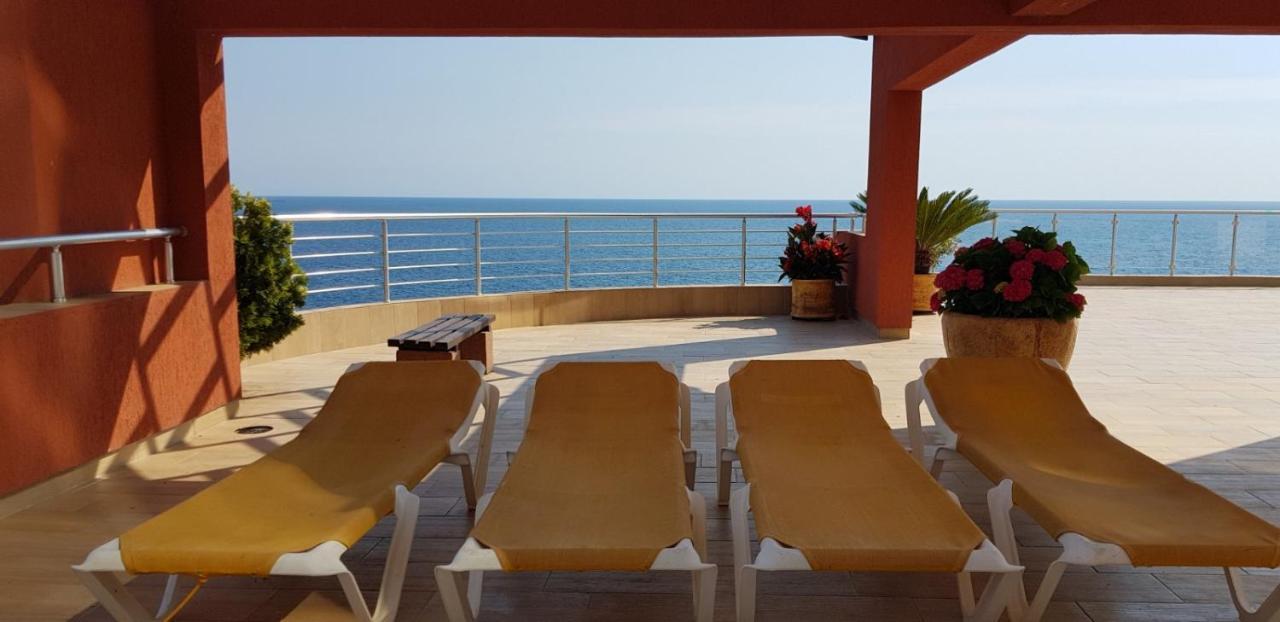 Apartment Sea Space 2 Добра вода Екстериор снимка