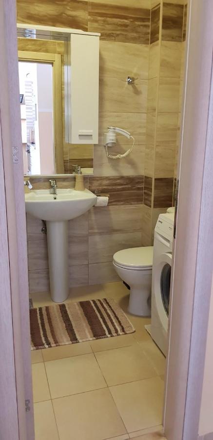 Apartment Sea Space 2 Добра вода Екстериор снимка