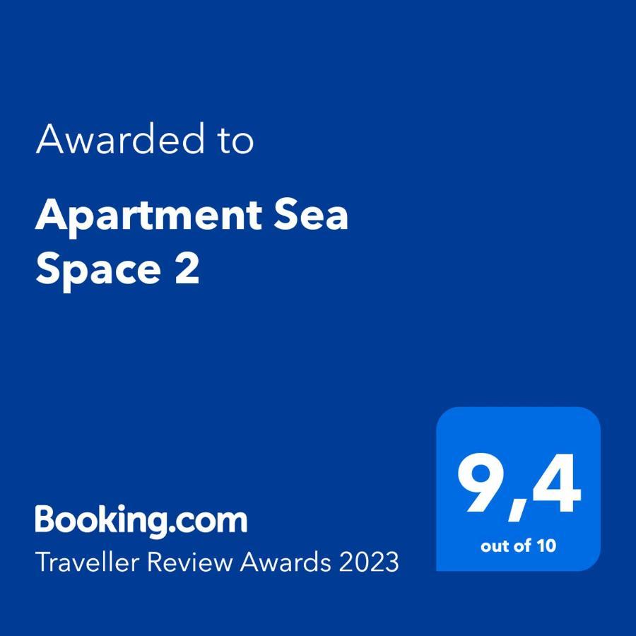 Apartment Sea Space 2 Добра вода Екстериор снимка