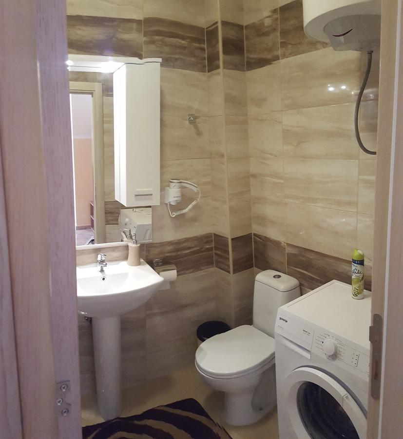 Apartment Sea Space 2 Добра вода Екстериор снимка